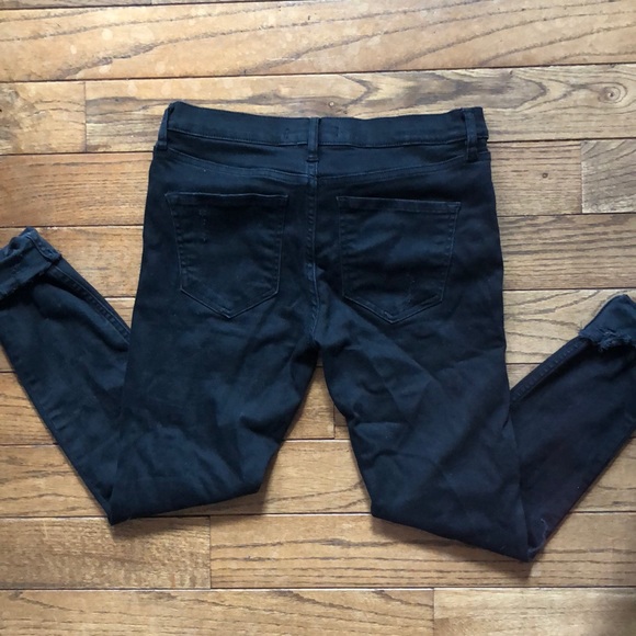 FREE PEOPLE BLACK JEANS - Picture 4 of 5